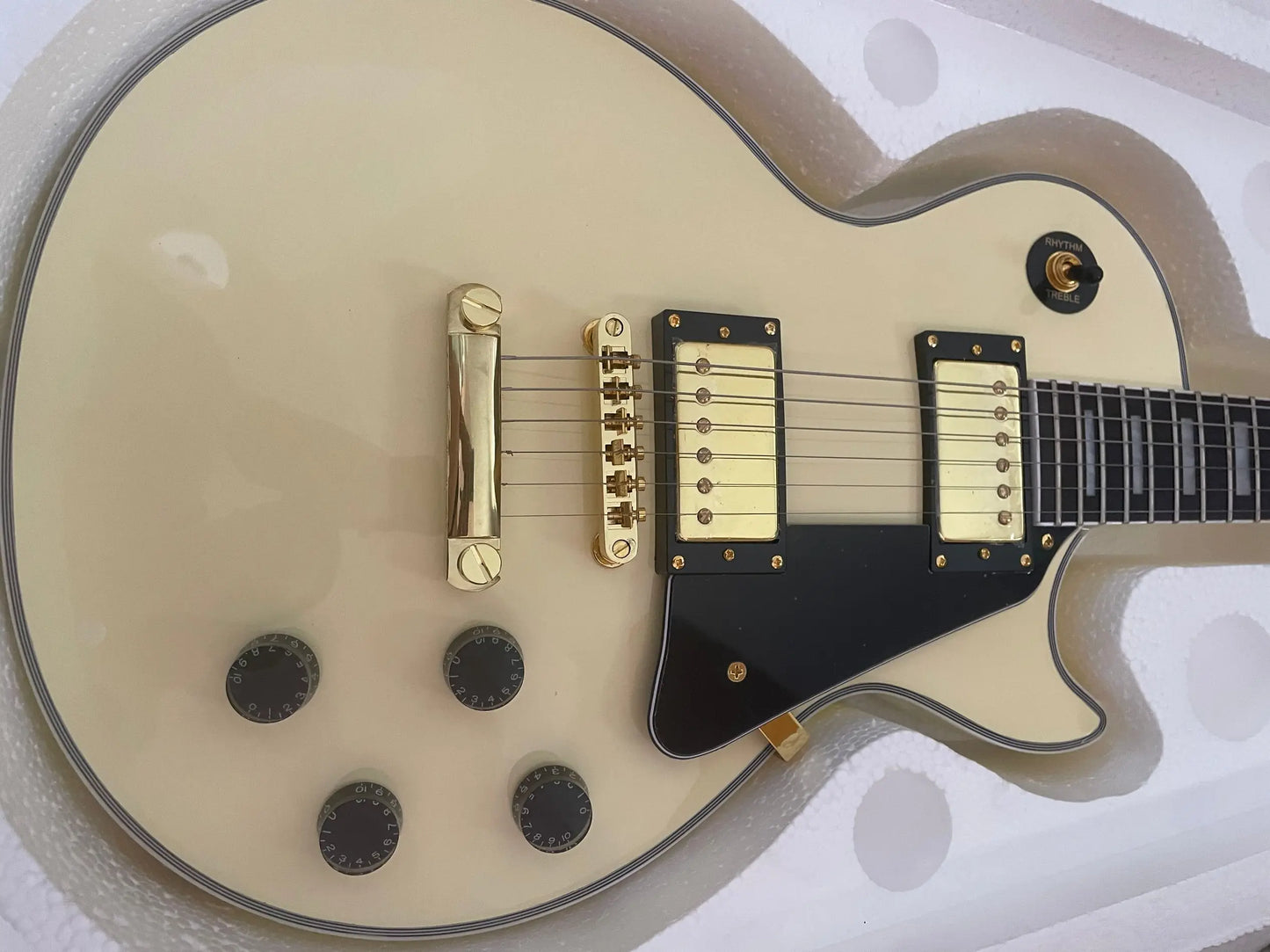 Mahogany Electric Guitar