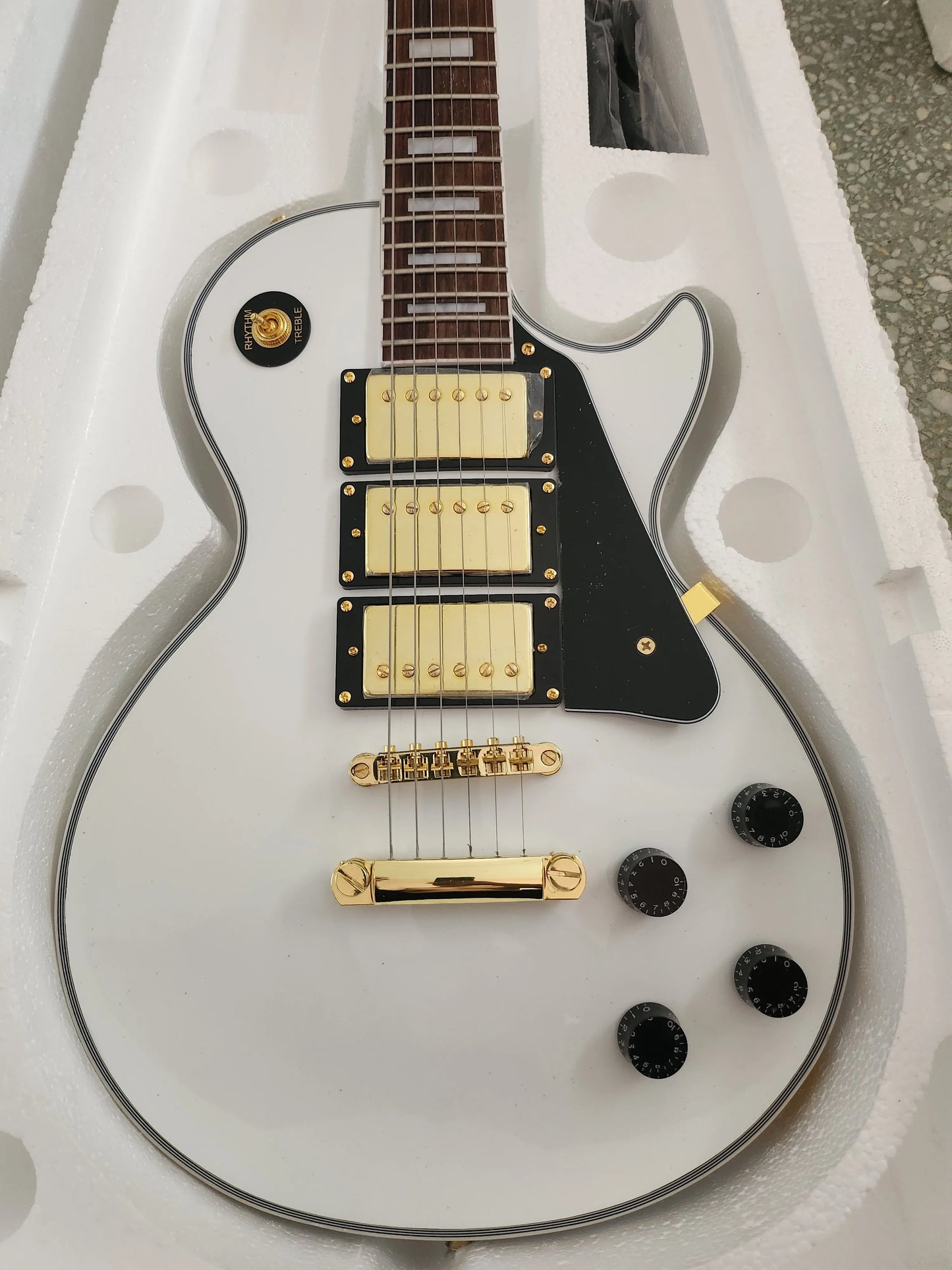Mahogany Electric Guitar