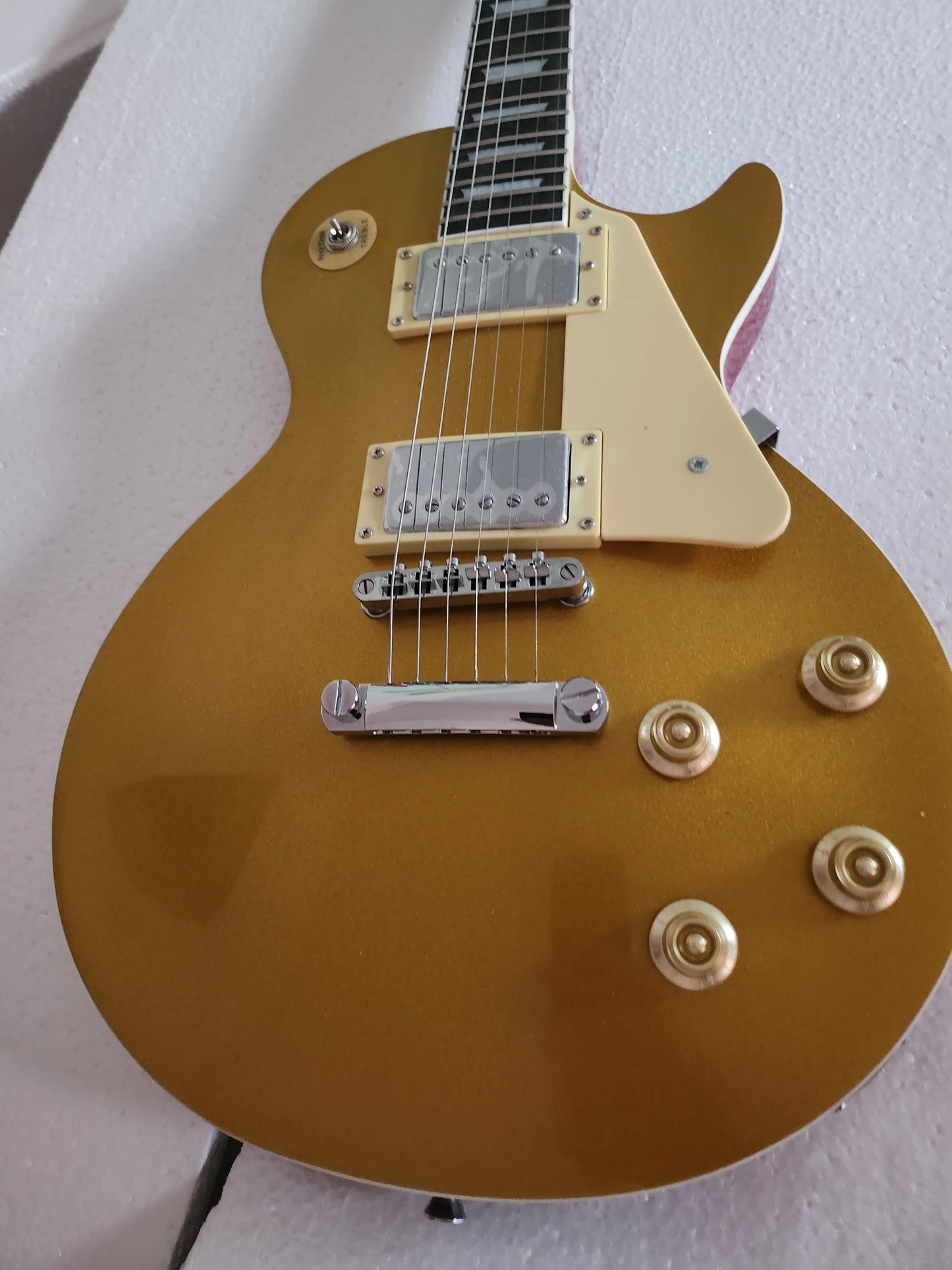 Mahogany Electric Guitar