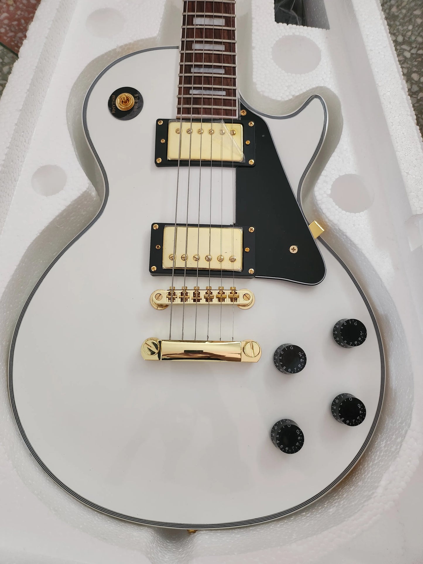 Mahogany Electric Guitar
